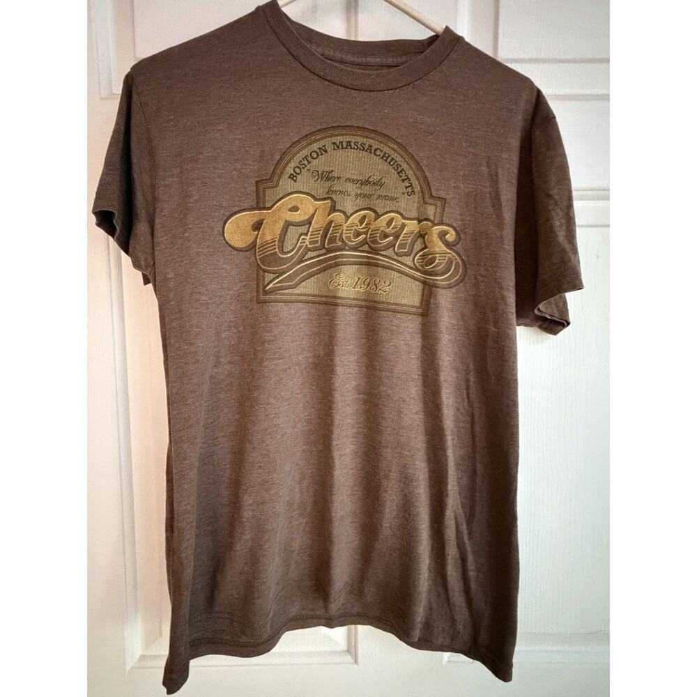 Cheers Boston MA "Where Everybody Knows Your Name" Graphic T-Shirt Size M